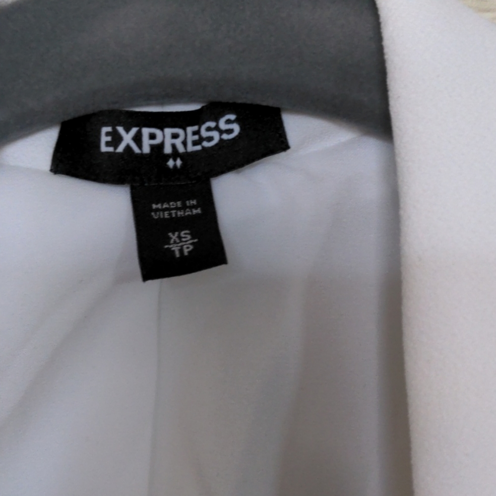 White Blazer NWOT - Picture 2 of 3